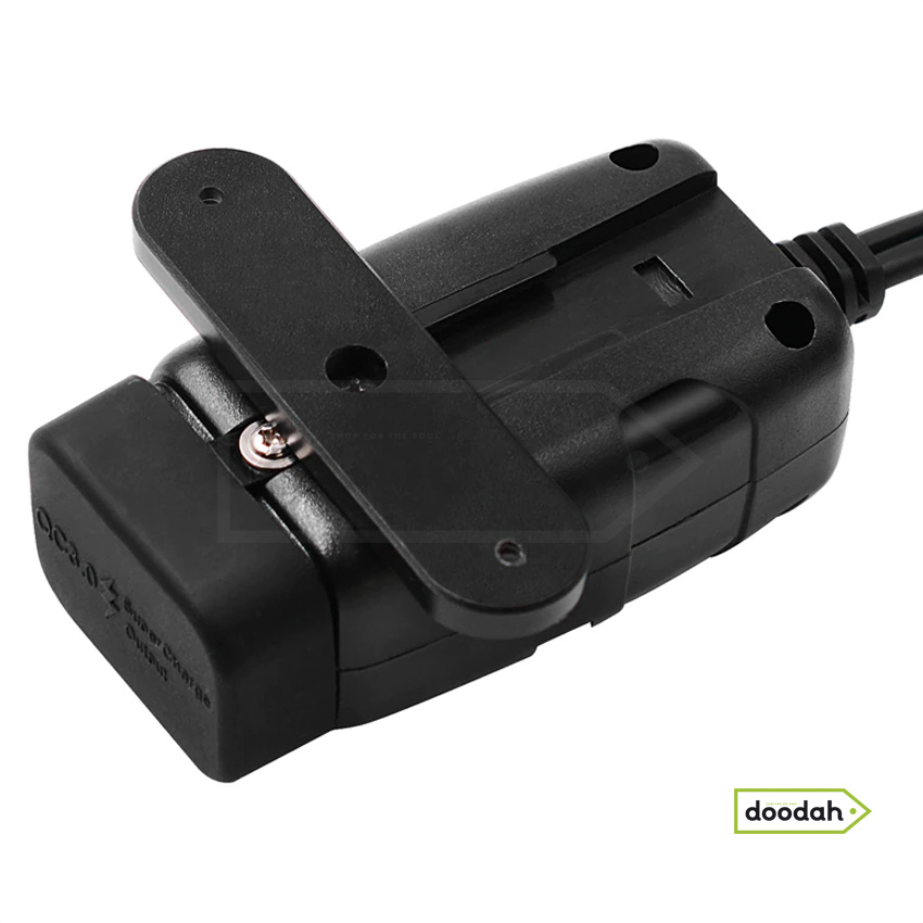 Мото USB зарядний пристрій з вольтметром на кермо - MotoMax 854, IP 65, Quick Charge, 6-30V, 3,4А
